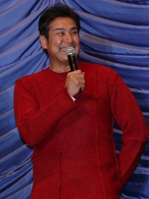 宇梶剛士 元暴走族のリーダー 呼ばわりも大人の対応 だけどやっぱり うるせーよ と昔の血が騒いじゃう シネマトゥデイ