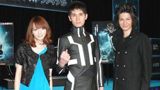 『トロン』を背負って立つ男子は誰?JOYと元男性の美女佐藤かよがトローンとしたまなざしで最終選考!