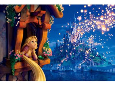 ディズニー・アニメの歩みが2分で！『白雪姫』『ピノキオ』『バンビ』『シンデレラ』そして第50作目が『塔の上のラプンツェル』