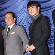 『相棒-劇場版II』がとうとう動員200万人突破!大ヒット御礼で水谷、ミッチーがエロモードに!?