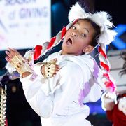 ウィル・スミス、大人気ミュージカル「アニー」映画化を娘主演で検討中!