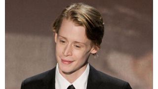 マコーレー・カルキン、ポルノ女優との交際を否定