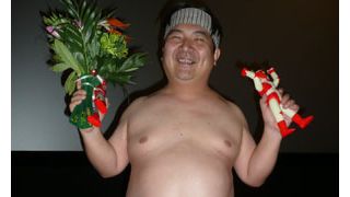 欧州でカルト的人気！井口昇監督ふんどし一丁でロッテルダム国際映画祭、衝撃の晴れ舞台！