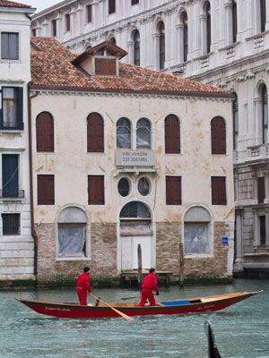 ジョニー・デップ、ベネチアに約11億円の豪邸を購入！大運河を見下ろす17世紀の建物