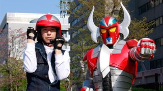 オスカー候補作品と肩並べた!?板尾創路×井口昇『電人ザボーガー』が国際映画祭で『ブラック・スワン』などに続いて第4位の快挙!