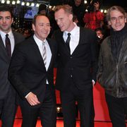 企業映画の決定版!ケヴィン・スペイシー主演、デミ・ムーアはエリート社員!ジェレミー・アイアンズ、ポール・べタニーと芸達者勢ぞろい