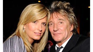 ロッド・スチュワート、26歳年下の妻が出産!66歳でパパに!8人目の子どもに大喜び