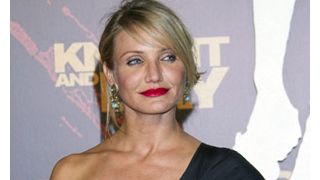 キャメロン・ディアス、ホテルでポルノ映画を観るのが大好き