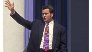 ゴタゴタ続きのチャーリー・シーン、人道的支援のためハイチへ！