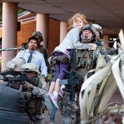 日本では公開延期の『世界侵略:ロサンゼルス決戦』が土日で30億円超の好成績 -3月14日版
