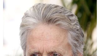 マイケル・ダグラス、違いが目で見えるほどガンから順調に回復