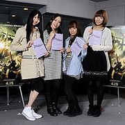 人気声優ユニット「スフィア」、ザック・スナイダー監督『エンジェル ウォーズ』のセーラー服の女戦士の日本語版声優に