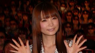 中川翔子、「もう泣きそう」延期になっていた舞台あいさつがついに実現