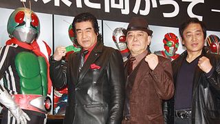 昭和の仮面ライダー、伝説の3ショットが実現 藤岡弘、「子どもたちはヒーローを求めている」