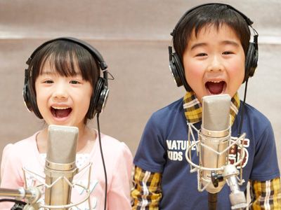 芦田愛菜歌手デビュー 崖の上のポニョ 振付師とのコラボでキュートな振り付けも披露 シネマトゥデイ