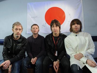 イギリスで豪華UKアーティトが日の丸かかげ支援ライブ開催　元オアシスのリアムの新バンドが発起人　約2,200万円寄付