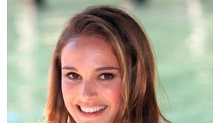 ナタリー・ポートマン、初プロデュース作品が訴訟ざたに巻き込まれる 公開延期の可能性も