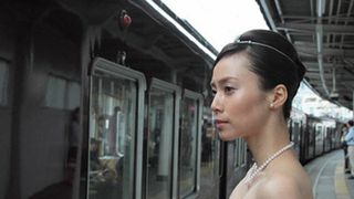 10人に1人が電車内で一目ぼれ、恋愛に発展した人も!出会いは電車の中にもある「電車内での出来事に関する実態調査」