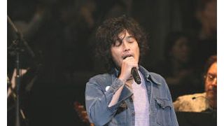 反原発ソングが話題の斉藤和義、USTREAMで「ずっとウソだった」をライブで熱唱!アクセス集中で一時配信止まるハプニングも