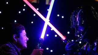 イギリス人の20パーセントがライトセーバーを信じている？驚きの研究結果が明らかに