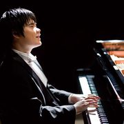 全盲のピアニスト辻井伸行、櫻井翔&宮崎あおい『神様のカルテ』テーマ曲を作曲!