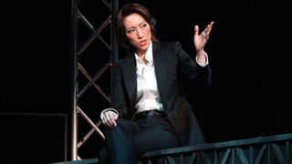 元宝塚トップスター水夏希、宝塚歌劇団卒業後の初舞台！見どころは、胸タッチ！「宝塚ではありえない！」