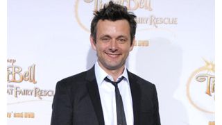 マイケル・シーン、レイチェル・マクアダムスとの婚約を否定