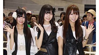 AKB48のフレンチ・キスが1日イベントを実施…なのに大雨は雨女・柏木由紀のせい!?