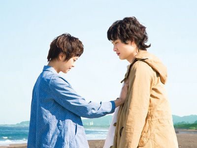岡田将生、榮倉奈々が海辺で意味深な表情を浮かべて向かい合う！さだまさし原作『アントキノイノチ』場面写真解禁