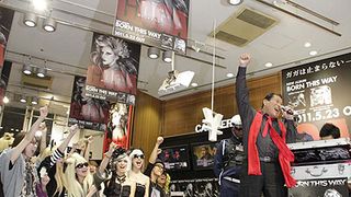 レディー・ガガ新作を守るため、アントニオ猪木が立ち上がった!「元気があれば、ガガを聴ける!」