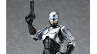 メタリックに輝く「ロボコップ」がフィギュアになって登場　太ももから武器を取り出すしぐさも完全再現