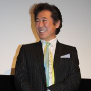 「池上彰の学べるニュース」のプロデューサーが監督する日韓合作『海峡をつなぐ光』の西岡徳馬、起用の理由は韓国人顔？