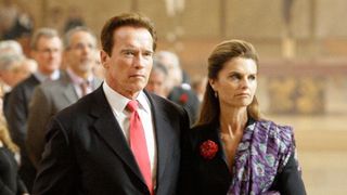 シュワちゃん、妻マリアさんへの養育費支払いを早くも開始 慰謝料は未決定のまま