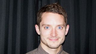 『ロード・オブ・ザ・リング』のイライジャ・ウッドに聞く!彼が主演を務める話題のテレビ番組とは?