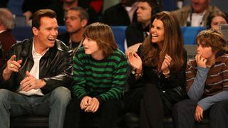 シュワちゃんの妻マリア・シュライヴァーが離婚を申請 理由には「和解しがたい不和」