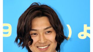 松田翔太、50代の親分と入れ替わる難しい役どころに挑戦!「デパート」を「百貨店」という親父くささ!