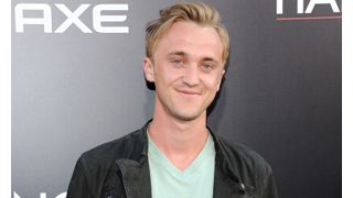『ハリー・ポッター』のトム・フェルトン、「親と縁を切って養子になってほしい」というファンレターも
