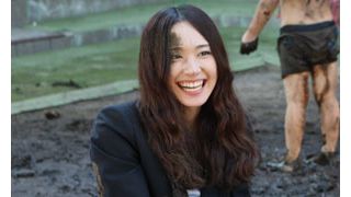 衝撃！ガッキーが泥まみれ！主演ドラマ「全開ガール」で体を張った全開シーンにチャレンジ！