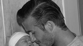 デヴィッド＆ヴィクトリア・ベッカム、愛娘ハーパーちゃんの写真を公開