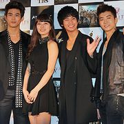 ペ・ヨンジュン製作のドラマ「ドリームハイ」キャスト来日!ファンは大熱狂!!