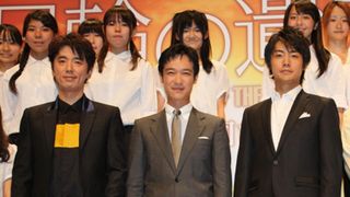 堺雅人、元ちとせの生歌に目を閉じてうっとり!「今の日本だからこそ、みなさんの心に響く作品」と作品をアピール!