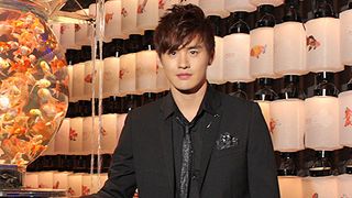 元・東方神起ジュンスの兄・JUNOの登場に、ファン大熱狂！ファンには韓流問題も関係なし!?