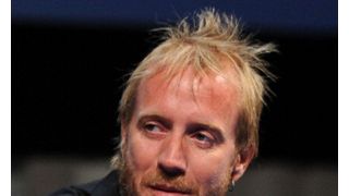コミコンで逮捕されたリス・アイファンズ、起訴は免れる
