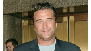 ダニエル・ボールドウィン、接近禁止令まで取得した妻との離婚を撤回?