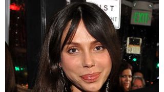 「メル・ギブソンのせいで息子がトラウマに」 オクサナ・グリゴリエヴァが約3,800万円を要求