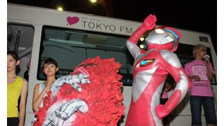 東京タワー、5,000人の人力発電自転車でライトアップ!怪獣ガラモンも45年ぶりに東京タワーと再会!