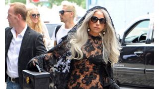 レディー・ガガ、911に学校の屋上から世界貿易センタービルの崩壊を目撃していたことを告白「マンハッタンはわたしの夫」