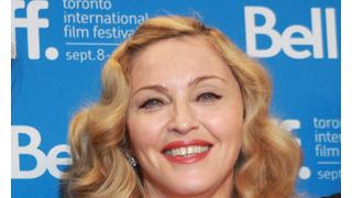 マドンナ、トロント映画祭で歌も披露の大サービス!…でもハプニングもなく終わった会見に「人気にかげり」とまで書かれる