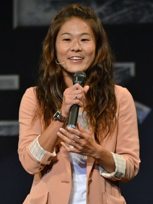 なでしこ澤穂希、初の映画イベントに「緊張しています」もステージ上では豪快ゴール！