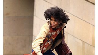 ハル・ベリー、新作映画撮影中のスペインで足を骨折